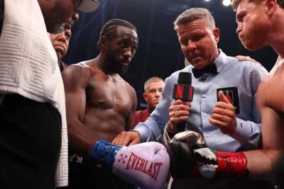 Terens Kroufordun sevdiyi UFC döyüşçüləri Con Cons və Həbib Nurməhəmmədovdur