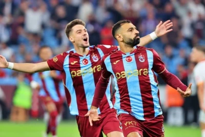 Salahın hət-triki ilə Trabzonspor, Galatasarayı 4-0 məğlub etdi