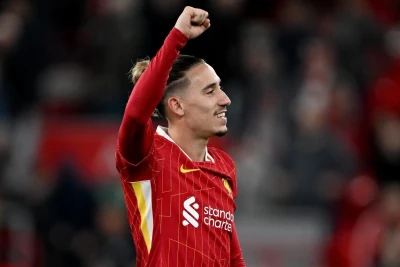 "Roma" Anxelinonun əvəzinə Tsimikası transfer etmək istəyir