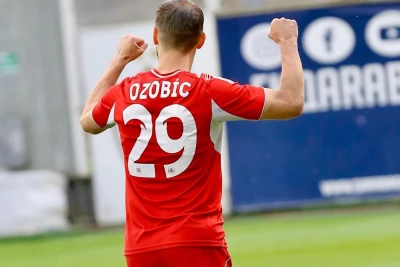 Filip Ozobiç Premyer Liqada 10 mövsüm qol vuran 57-ci oyunçu oldu
