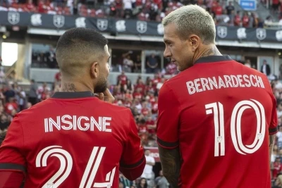 İnsinye və Bernardeski "Toronto" ilə müqavilələrinə xitam veriblər