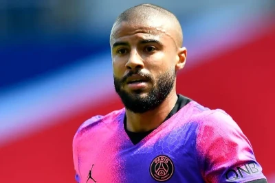 Rafinya 32 Yaşında Karyerasını Bitirdi