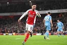 "Arsenal"ın oyunçusu Semenyonun yerinə "Bornmut"a keçə bilər