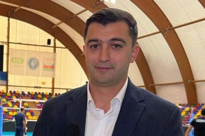 Ramin Əzizov: Qrebennikovun iki vəzifədə olması iki qarpızın bir sinidə olması kimidir