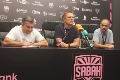 Valdas Dambrauskas: "Qapı önündə kəskinlik çatışmırdı"