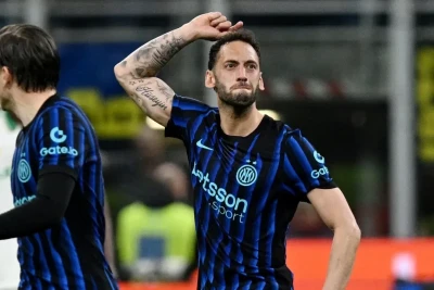 Hakan Çalhanoğlu "İnter"lə Yeni Müqavilə üçün Maaş Artımı Tələb Edir
