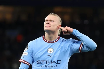 Holand "Everton"la Oyunda Qol Vurdu, Mövsümdəki Ümumi Qol Sayı 49-a Çatdı