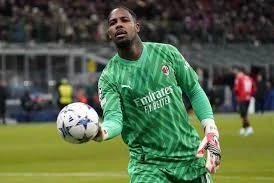 Mik Menyan "Milan" ilə Müqaviləsini 2031-ci ilə Qədər Uzadacaq – Romano