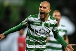 Bas Dost karyerasını bitirdi