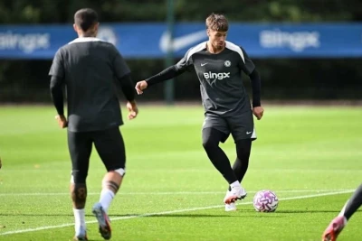 "Çelsi"nin futbolçusu Mark Quini əsas komandadan uzaqlaşdırılıb