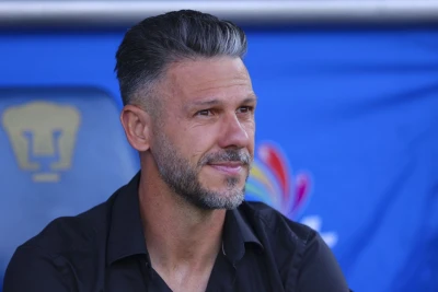 Martin Demikelis və uşaqları Uruqvayda sörfinq zamanı ölümdən son anda xilas olublar