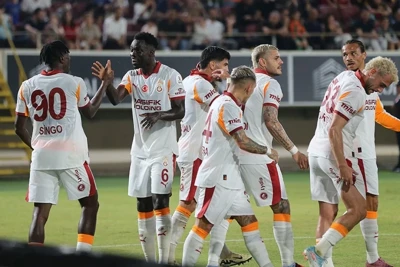 "Qalatasaray" "Alanyaspor"u İkardinin qolu ilə məğlub edərək rekord qırdı