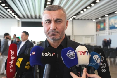 Qurban Qurbanov Məşqçilər Forumunda baş məşqçinin rolu və futbolun problemlərindən danışıb