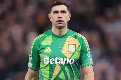 "İnter" Zommerin əvəzinə Martinesi transfer etməyi düşünür