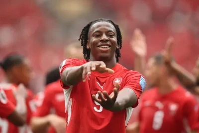Nyukasl Yohan Manzambini transfer etməyə çalışır