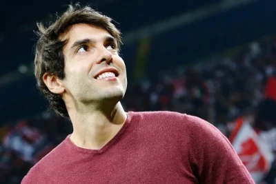 Ançelotti 2007-ci ildə "Qızıl top"u qazanan braziliyalı oyunçuya təklif göndərib