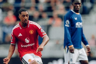 Manchester United, Sabahın qarşılaşmasından öncə Evertonla 2-2 nəticə ilə heç-heçə etdi