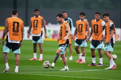 "Barselona" DÇ-2026 finalına hazırlaşır - Messi və 8 oyunçu