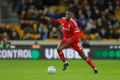 "Liverpul" Konate ilə müqaviləni uzatmağa yaxındır