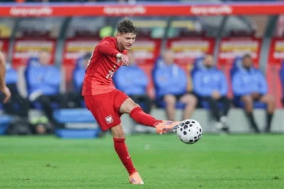 Sebastian Şimanski "Lion"a keçə bilər