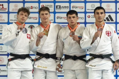 Azərbaycan milli komandası İstanbulda 7 medal əldə etdi
