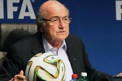Sepp Blatter FIFA-ni tənqid etdi