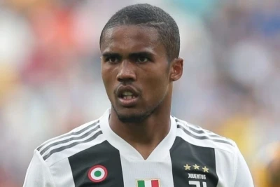 Duqlas Kosta D Seriyası klubuna transfer ola bilər