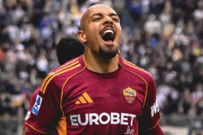 "Roma" Doniell Malenin transfer hüququnu 25 milyon avroya satın aldı - RƏSMİ