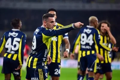 "Fənərbaxça" "Genclərbirliyi" üzərində 3:1 hesablı qələbə qazanıb