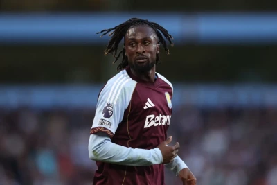 Evan Gessan "Kristal Pelas"a keçir