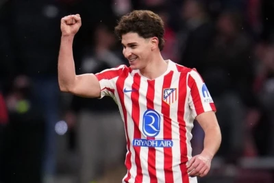 PSJ Xulian Alvarez üçün "Atletiko" ilə danışıqlara başladı: 150 milyon avro təklif edilə bilər