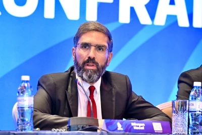 Premyer Liqada klub sayının artırılması infrastruktur hazırlığından asılıdır