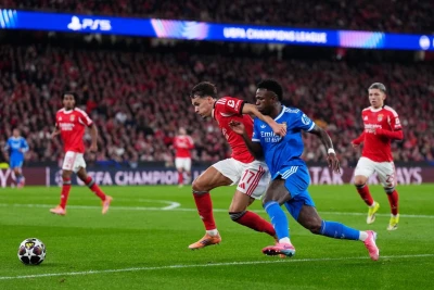 UEFA Canluka Prestiannini İrqçilik İddialarına Görə Diskvalifikasiya Etdi