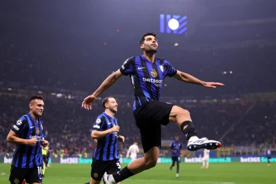 Mehdi Taremi "Olimpiakos"a keçdi