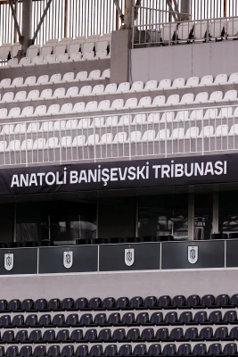 "Palms Sports Arena"nın "Cənub" tribunasının adı Anatoli Banişevskinin şərəfinə dəyişdirildi