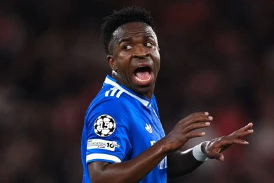 Arsenal Vinisiusu transfer etmək üçün maaş strukturunu pozmağa hazırdır