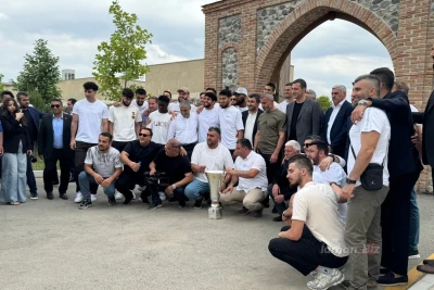 "Qarabağ"ın "İmarət"də Azərbaycan Kuboku ilə xatirə şəkli
