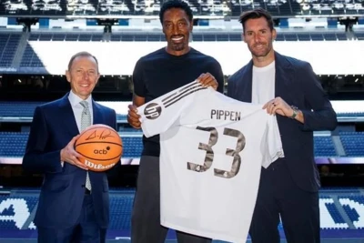 Skotti Pippenə "Real Madrid" forması hədiyyə edildi