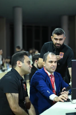 Asif Şirəliyev gənclər və yeniyetmələr arasında Azərbaycan çempionatındakı mübahisəli epizodları şərh edib