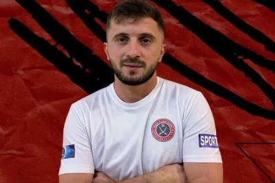 "Difai" Roman Hüseynovla müqavilə imzaladı