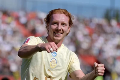 "Verder" "Şaxtyor"un müdafiəçisi Yefim Konoplya ilə maraqlanır