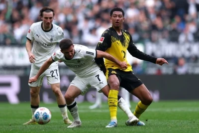 Bundesliqa: Dortmund "Borussiyası" səfərdə Münhenqladbaxa uduzdu, "Mayns" "Sankt-Pauli"ni məğlub etdi - YENİLƏNİR