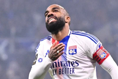 "Lion" komandasının futbolçusunun evinə oğrular girib