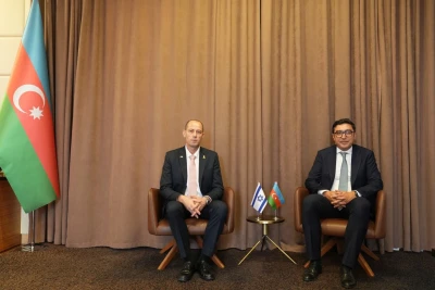 Fərid Qayıbov İsrail səfiri Ronen Krauszu ilə görüşüb