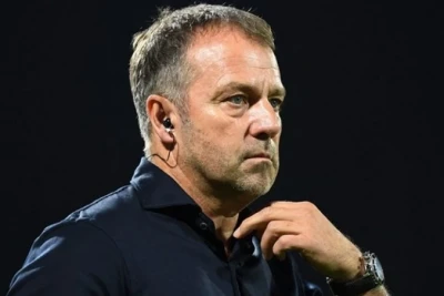 Hansi Flik "Barselona"nın baş məşqçisi kimi 100-cü oyununa çıxıb