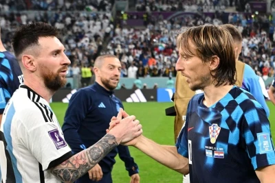 Modriçlə Messi eyni komandada?
