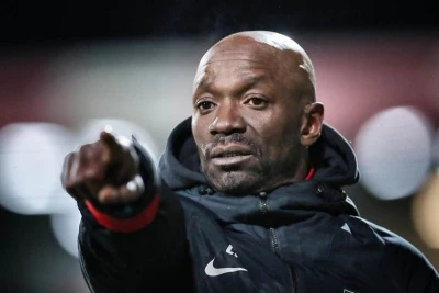 Makelele Kaysedonu "Çelsi"dəki varisi adlandırıb