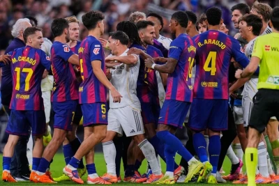"Real Madrid" - "Barselona" matçında dava baş verib