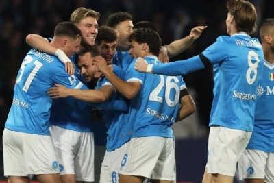 "Napoli" "Sassuolo" üzərində minimal qələbə qazanıb, "İnter" isə "Udineze"ni məğlub edib