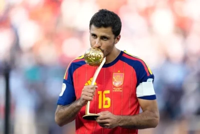 Rodri dünya çempionatının ən yaxşı oyunçusu seçildi